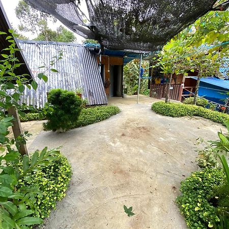 Hotel Da Family Mini Garden à Ranau Extérieur photo