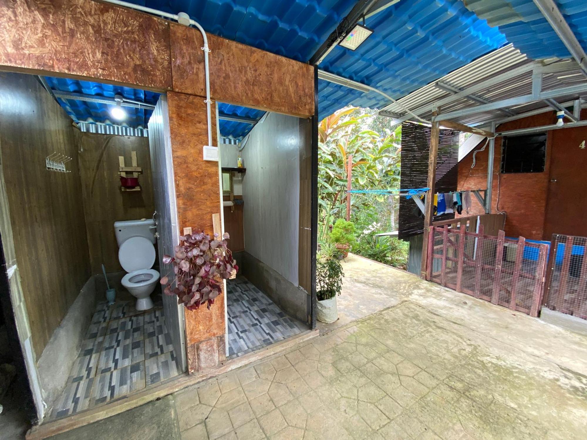Hotel Da Family Mini Garden à Ranau Extérieur photo