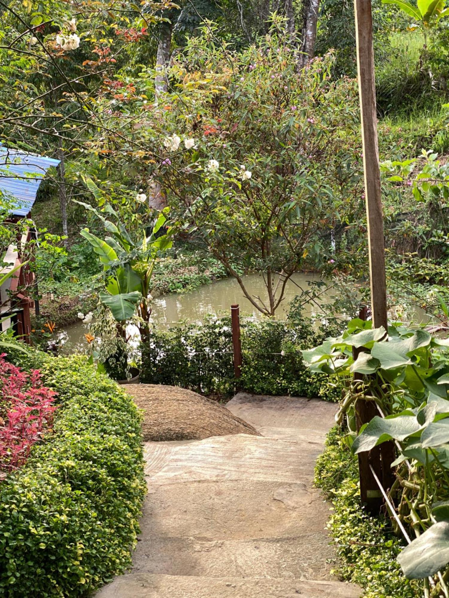 Hotel Da Family Mini Garden à Ranau Extérieur photo