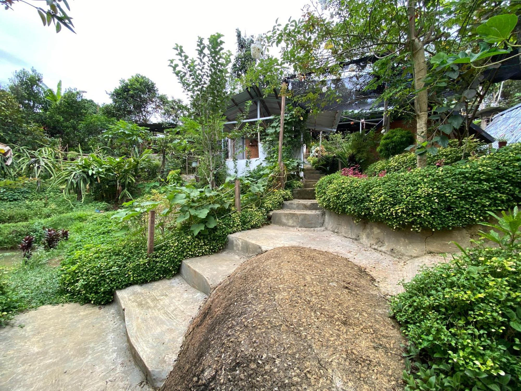 Hotel Da Family Mini Garden à Ranau Extérieur photo